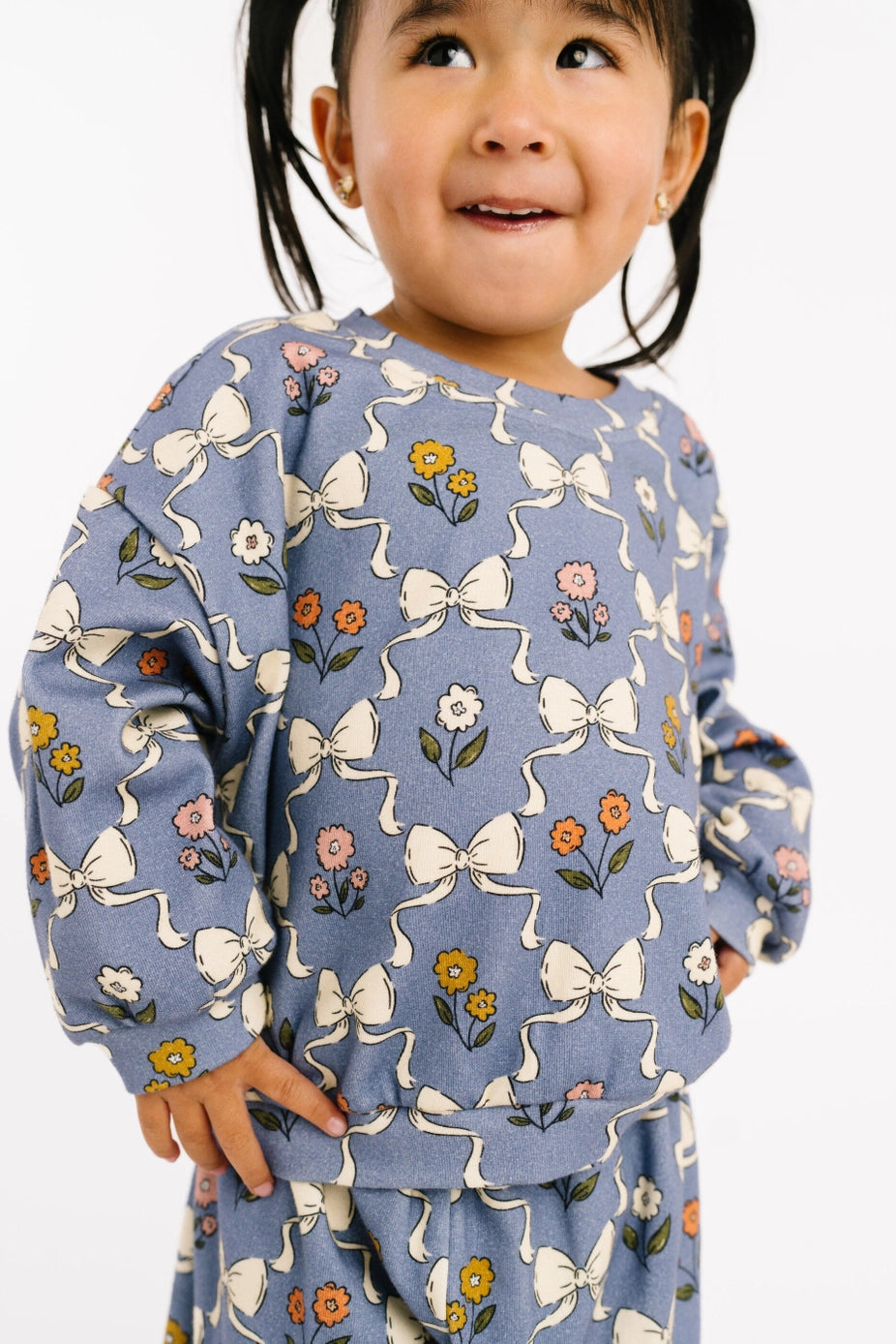 Bow Blooms Sweatsuit
